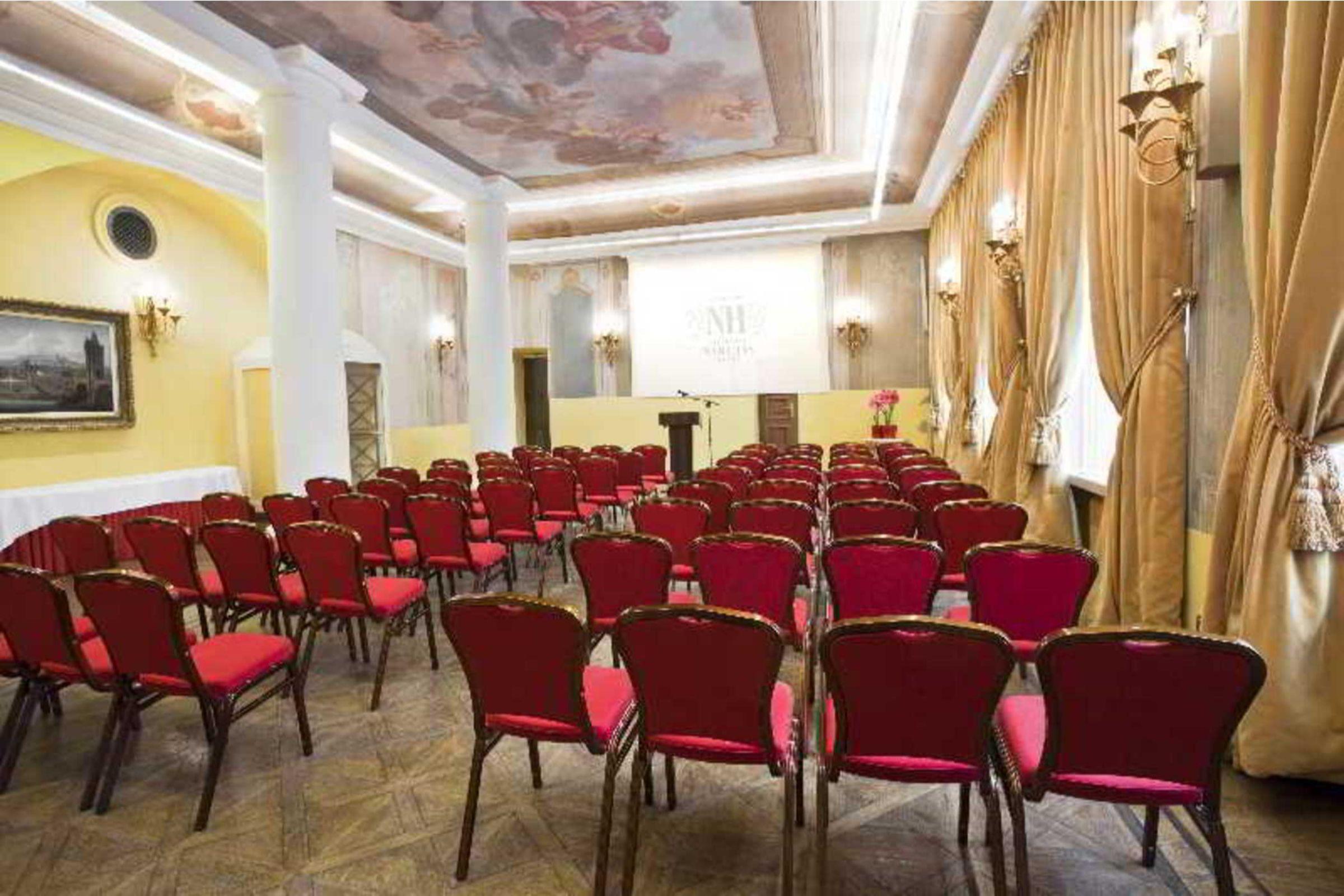 Narutis - Small Luxury Of The World Vilnius