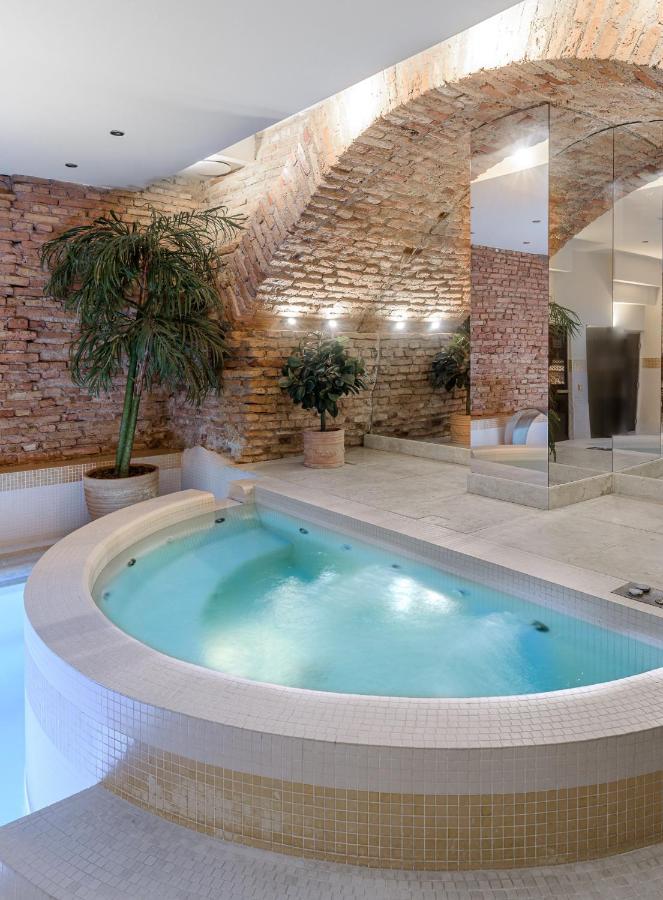 Hotell Narutis - Small Luxury Of The World