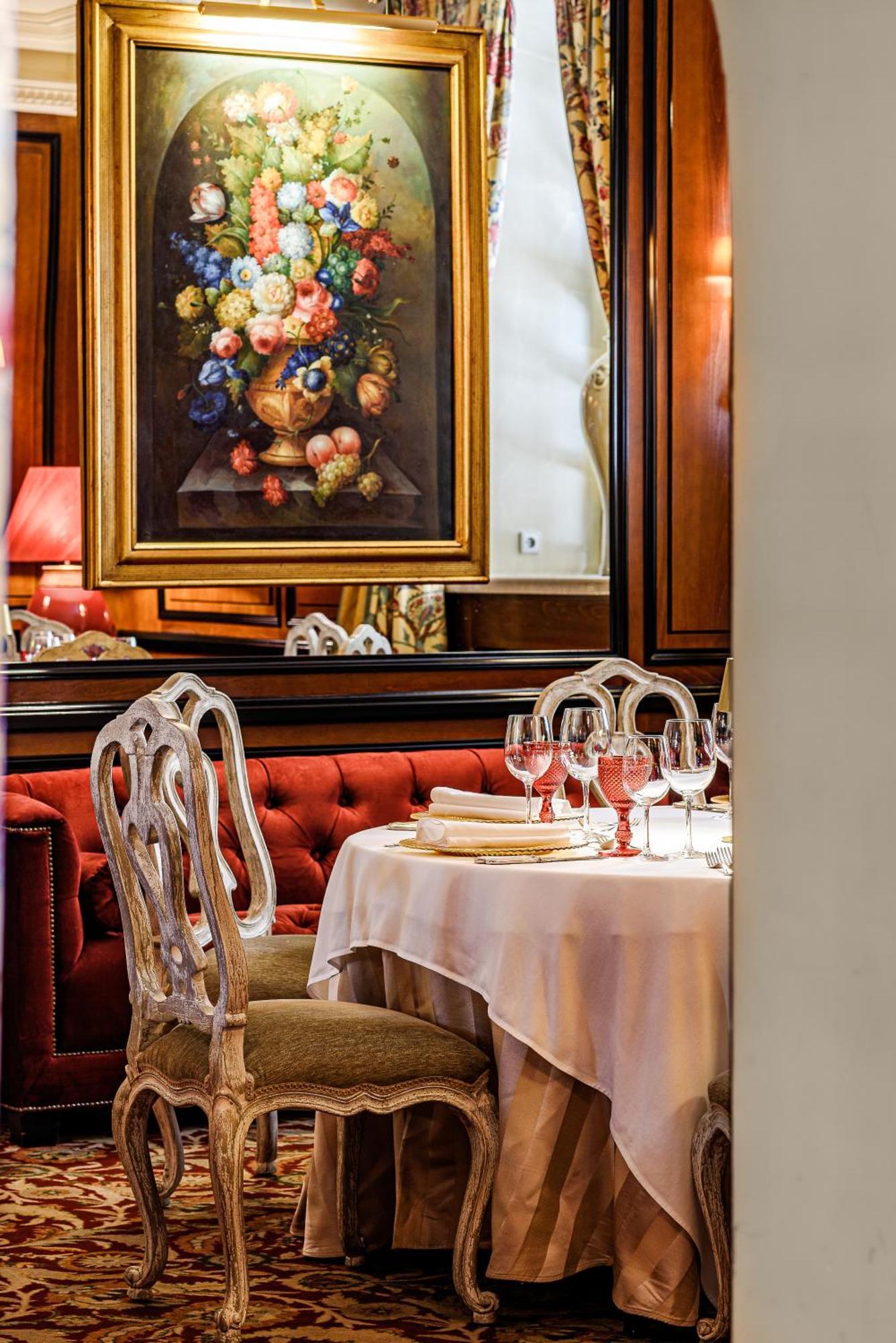 Narutis - Small Luxury Of The World Hotell Vilnius