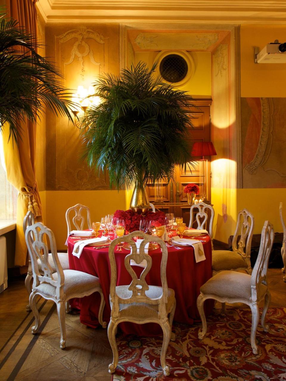 Narutis - Small Luxury Of The World Vilnius