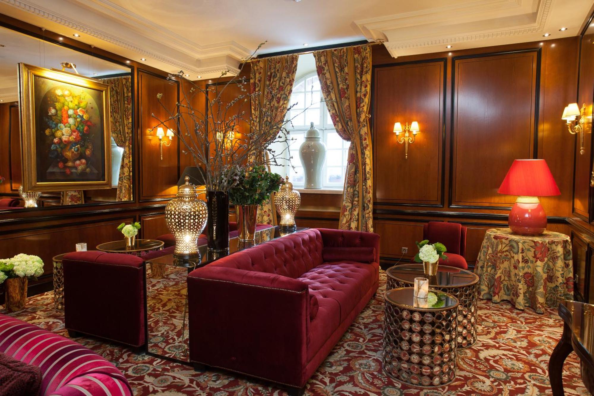 Narutis - Small Luxury Of The World Hotel Vilna