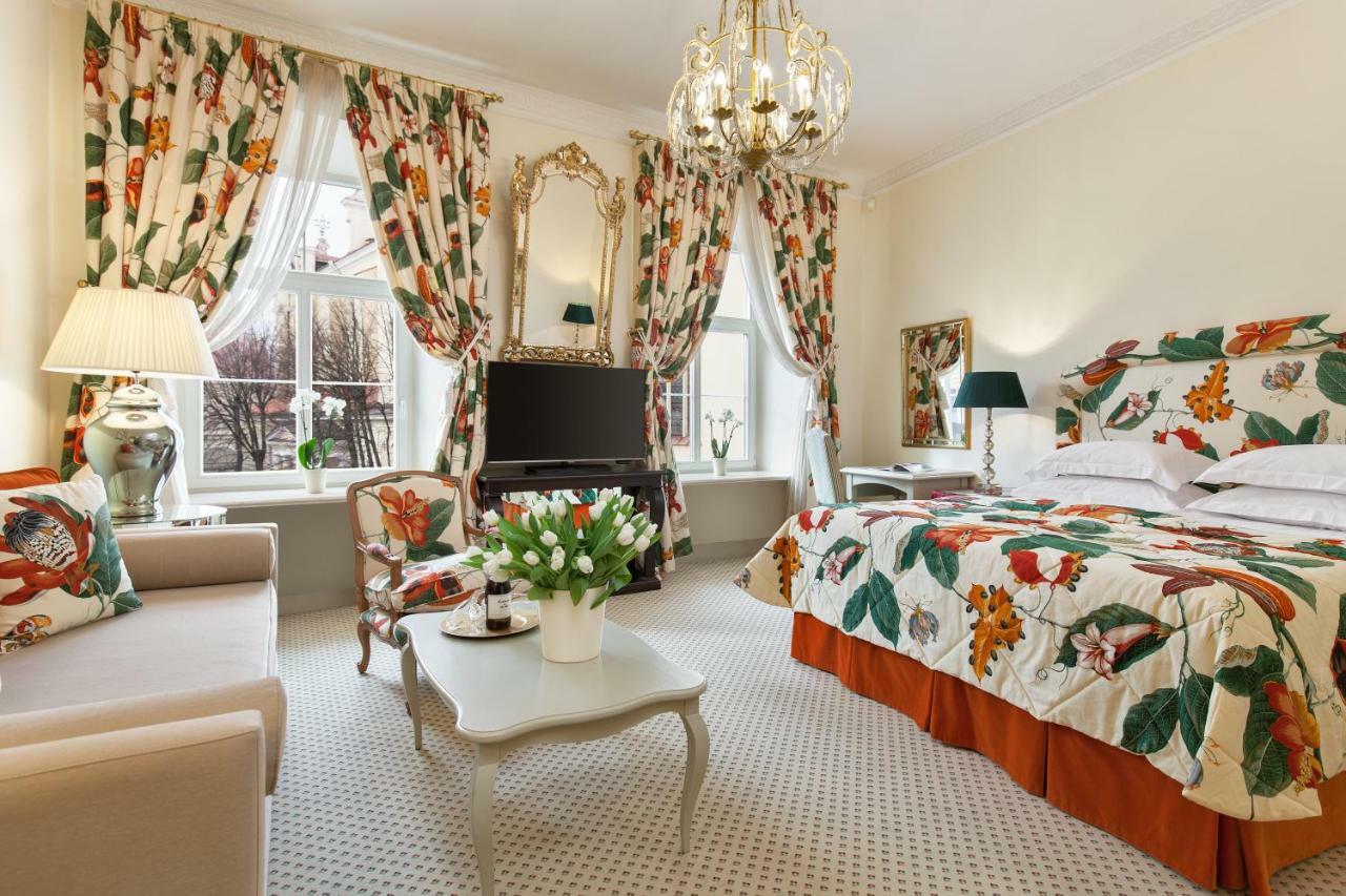 Narutis - Small Luxury Of The World Hotel Vilna